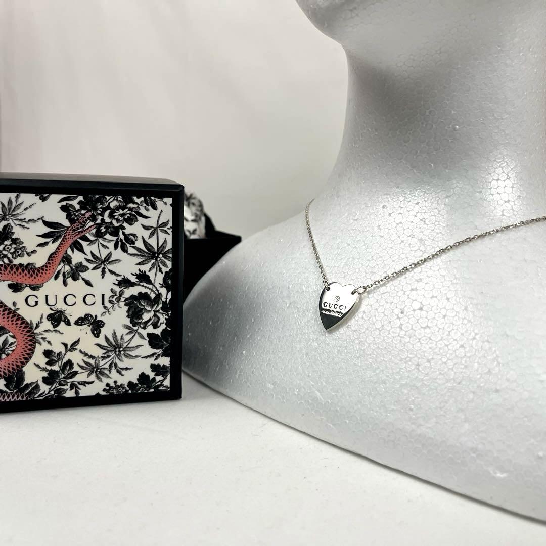 グッチ　超美品　ネックレス　ハート　ラブリー　トレードマーク　プレート　シルバー