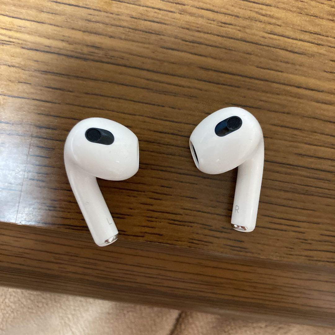 しだけ Apple 第三世代 kSNih-m69145538511 AirPods のコードは