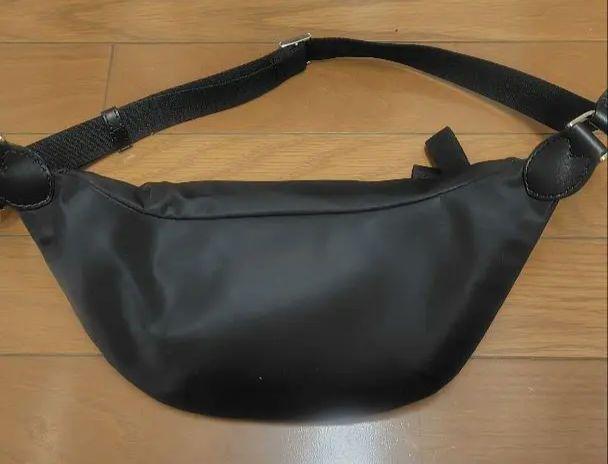 【新品未使用】ケイトスペード　ボディバッグ