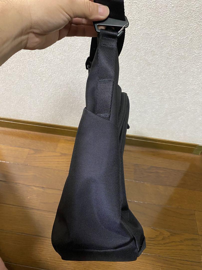 THE NORTH FACE シャトルトートバッグ（20L）ブラック