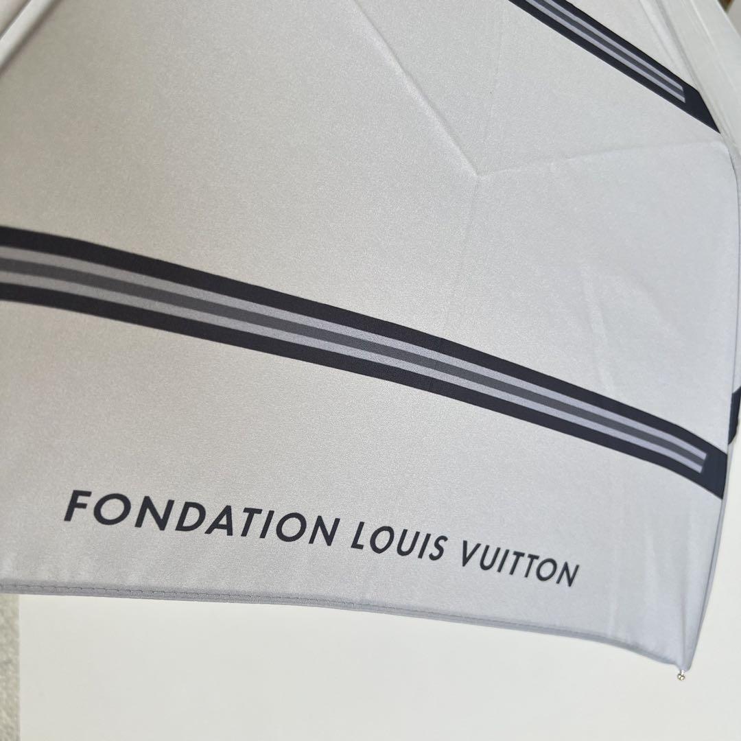 【未使用】FONDATION LOUIS VUITTON折りたたみ傘パリ限定 パリ限定！LOUIS VUITTON ルイヴィトン美術館 折りたたみ傘