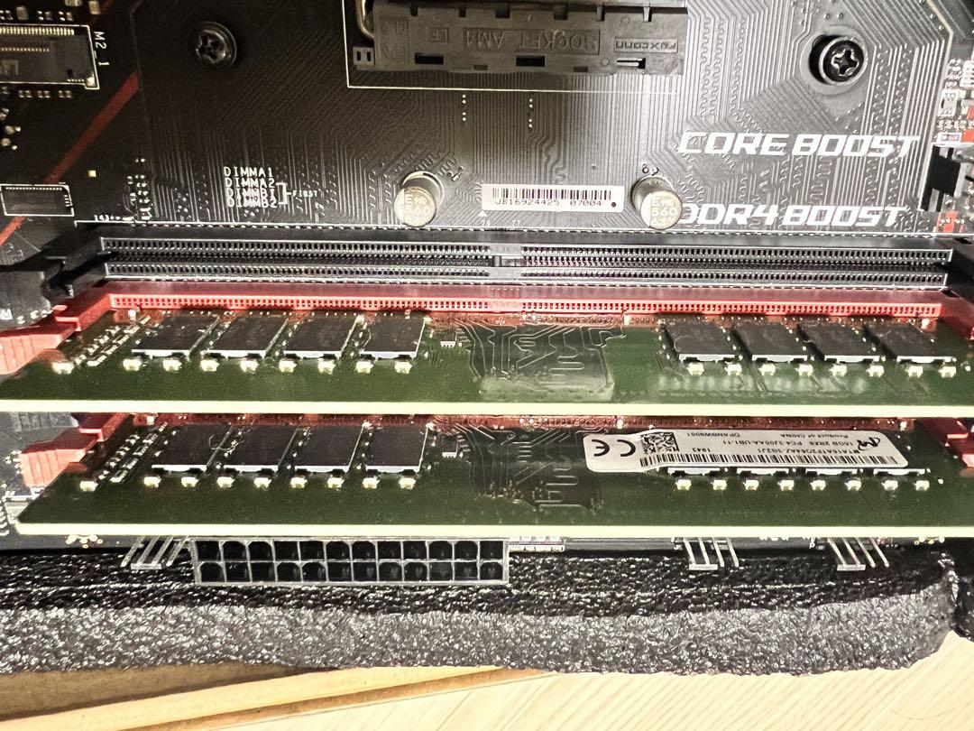 CPU MSI B450 GAMING PLUS + AMD Ryzen 7 3700X