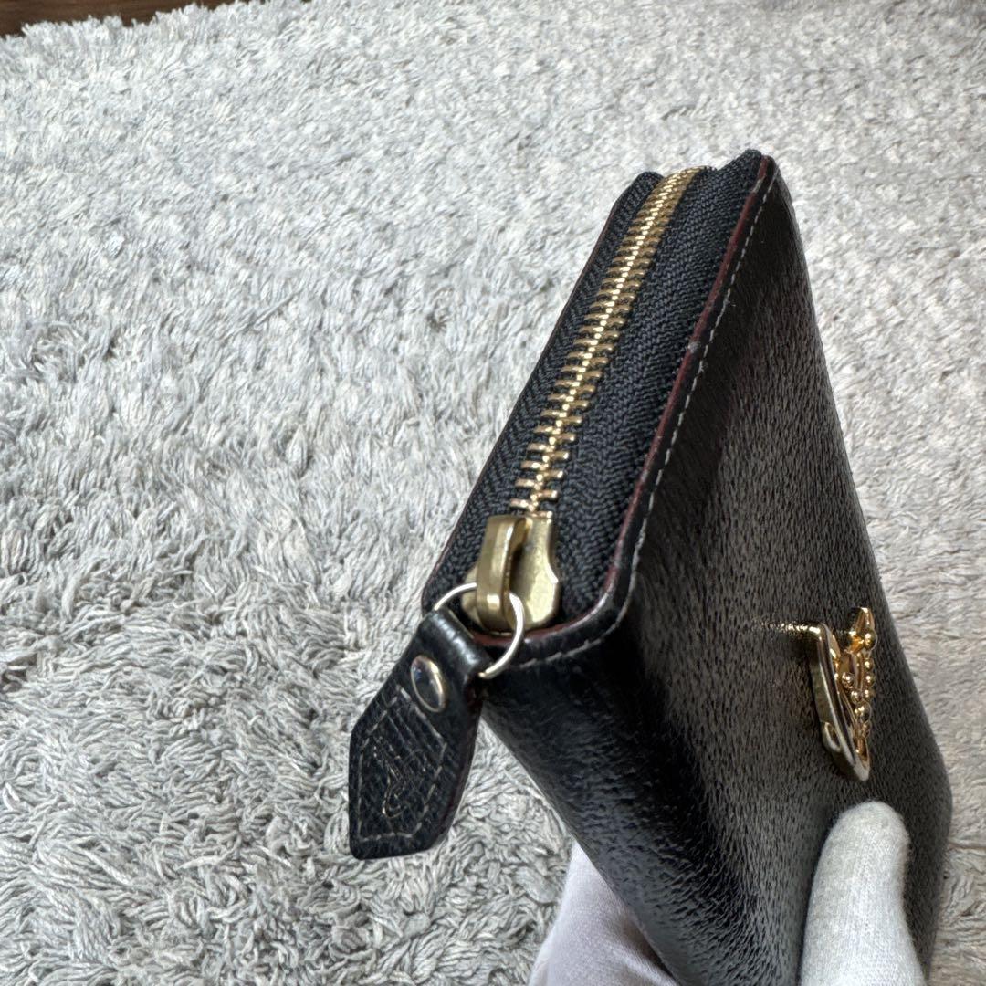 Vivienne Westwood 長財布 ラウンドファスナー ゴールドロゴ