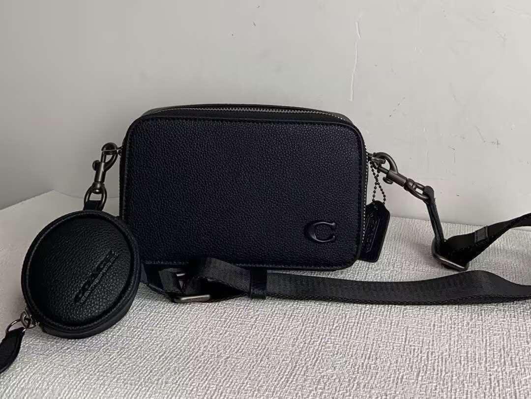 CC070 新品COACH Charter メンズ クロスボディバッグ