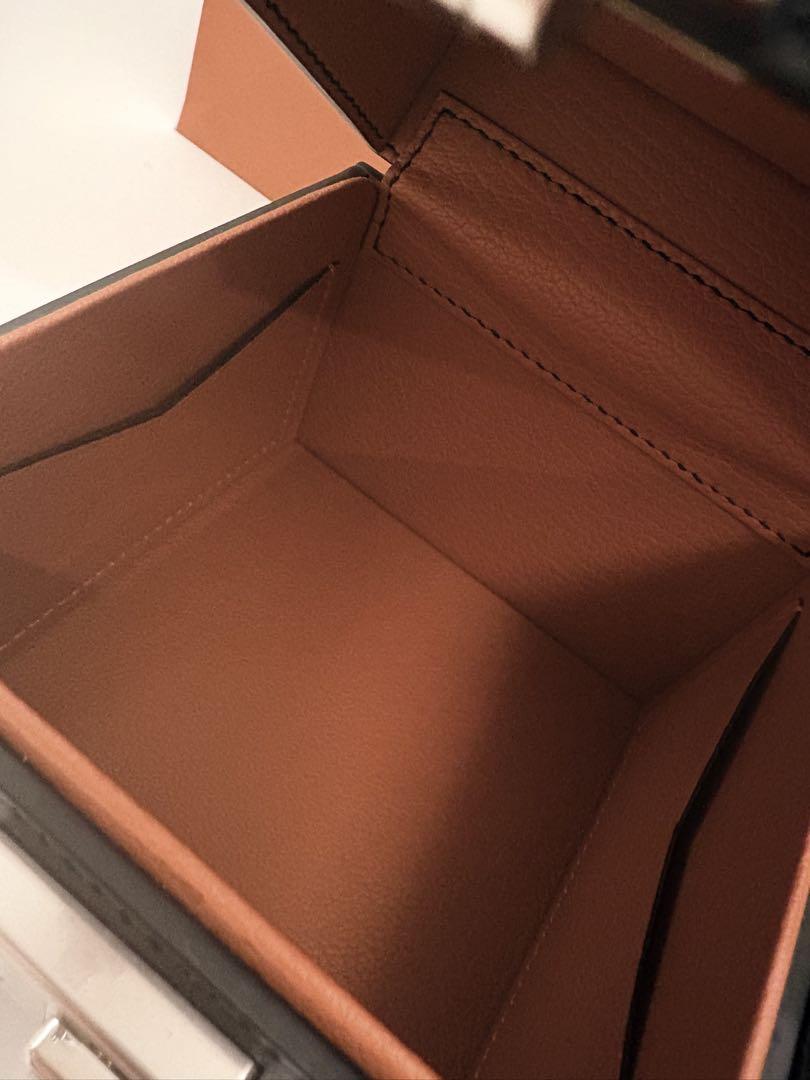 希少　moynat モワナ　minivanity ミニバニティ 希少 moynat モワナ minivanity ミニバニティ - メルカリ