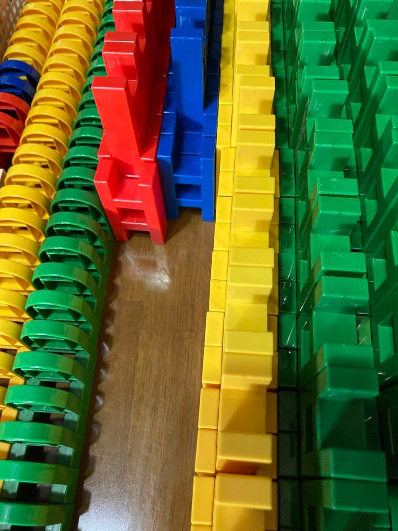 ユニバーサルセット