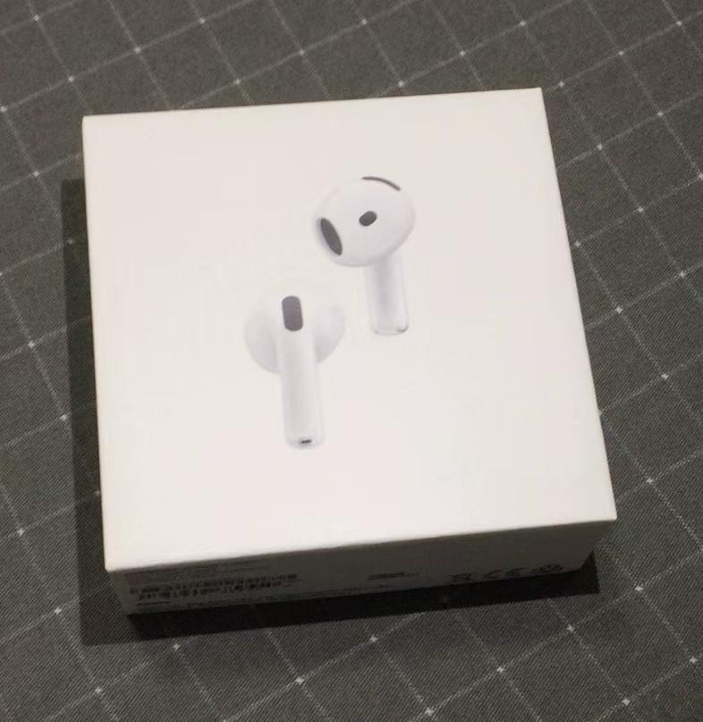 美品-Apple AirPods 4 本体 アクティブノイズキャンセリング