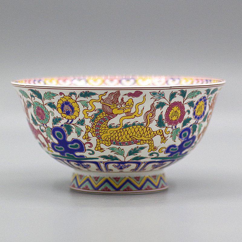 清乾隆斗彩麒麟碗 景徳鎮 陶磁器 装飾品 現代工芸品 美術風 置物
