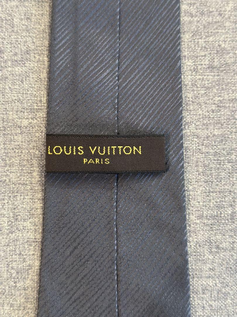 VUITTON ダークグレー