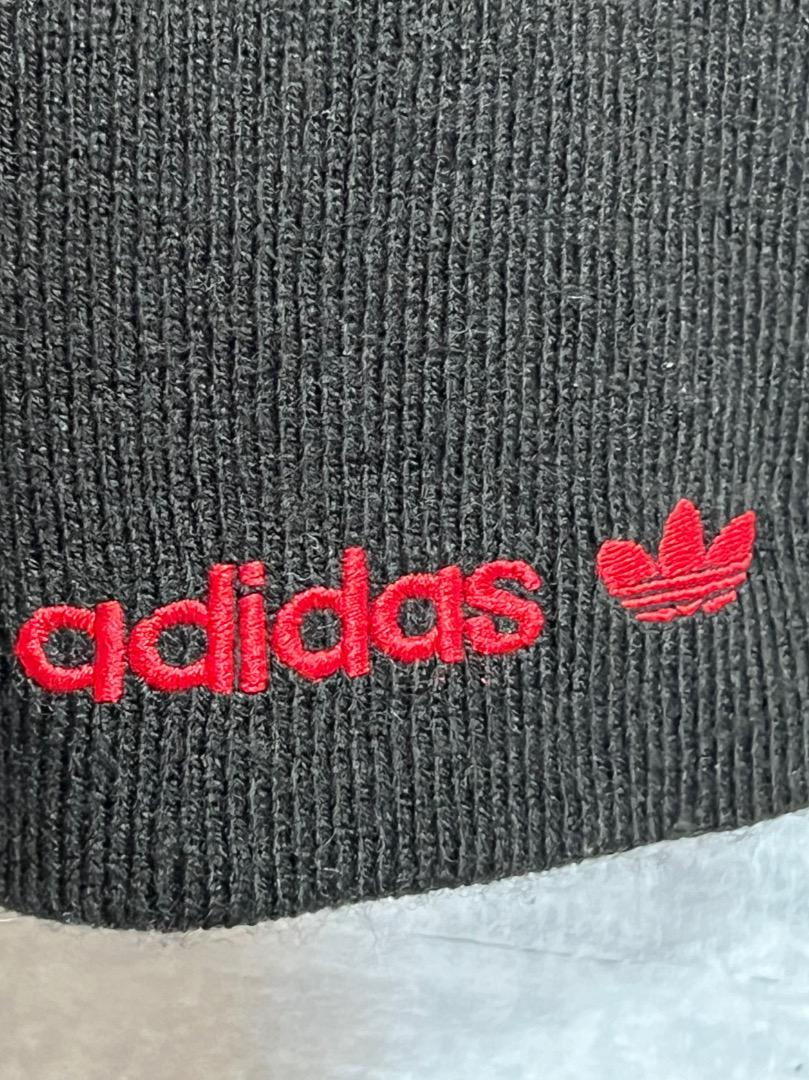 ★送料込【adidas】刺繍ロゴ ビーニー ブラック ピンク オレンジ ☆送料込【adidas】刺繍ロゴ ビーニー ブラック ピンク オレンジ