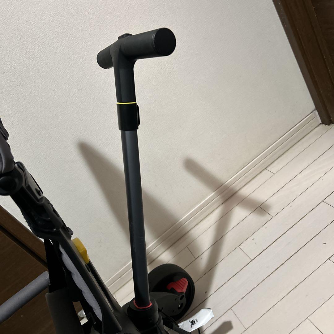 リキトライク　ドゥーナdoona liki trike グレー ベビーカー