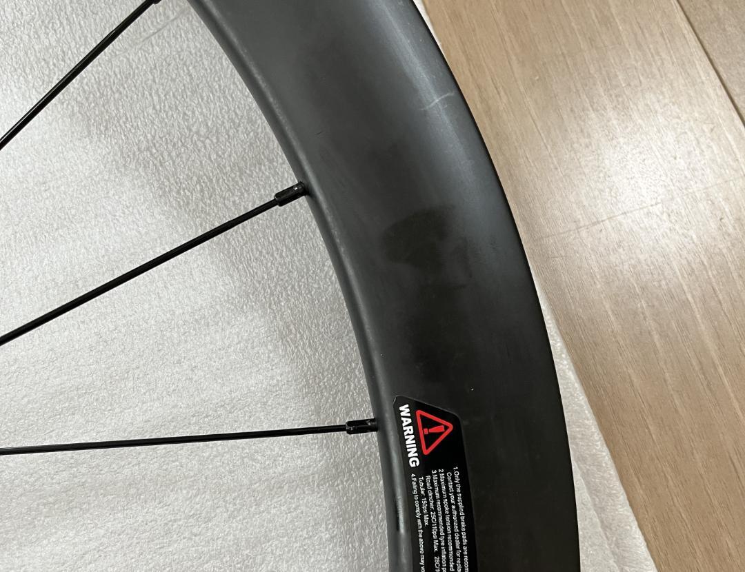 グスト　アタッキ　カーボンホイール　50mmハイト