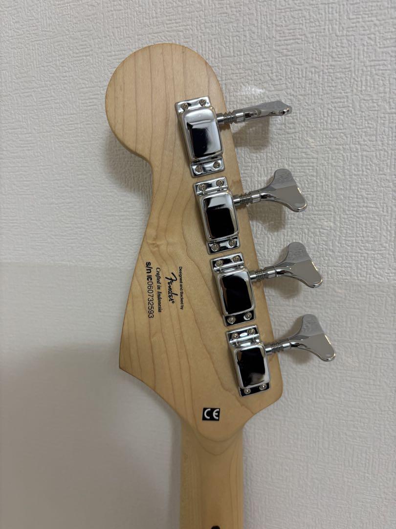 Squier Bronco Bass（スクワイヤー ブロンコベース）