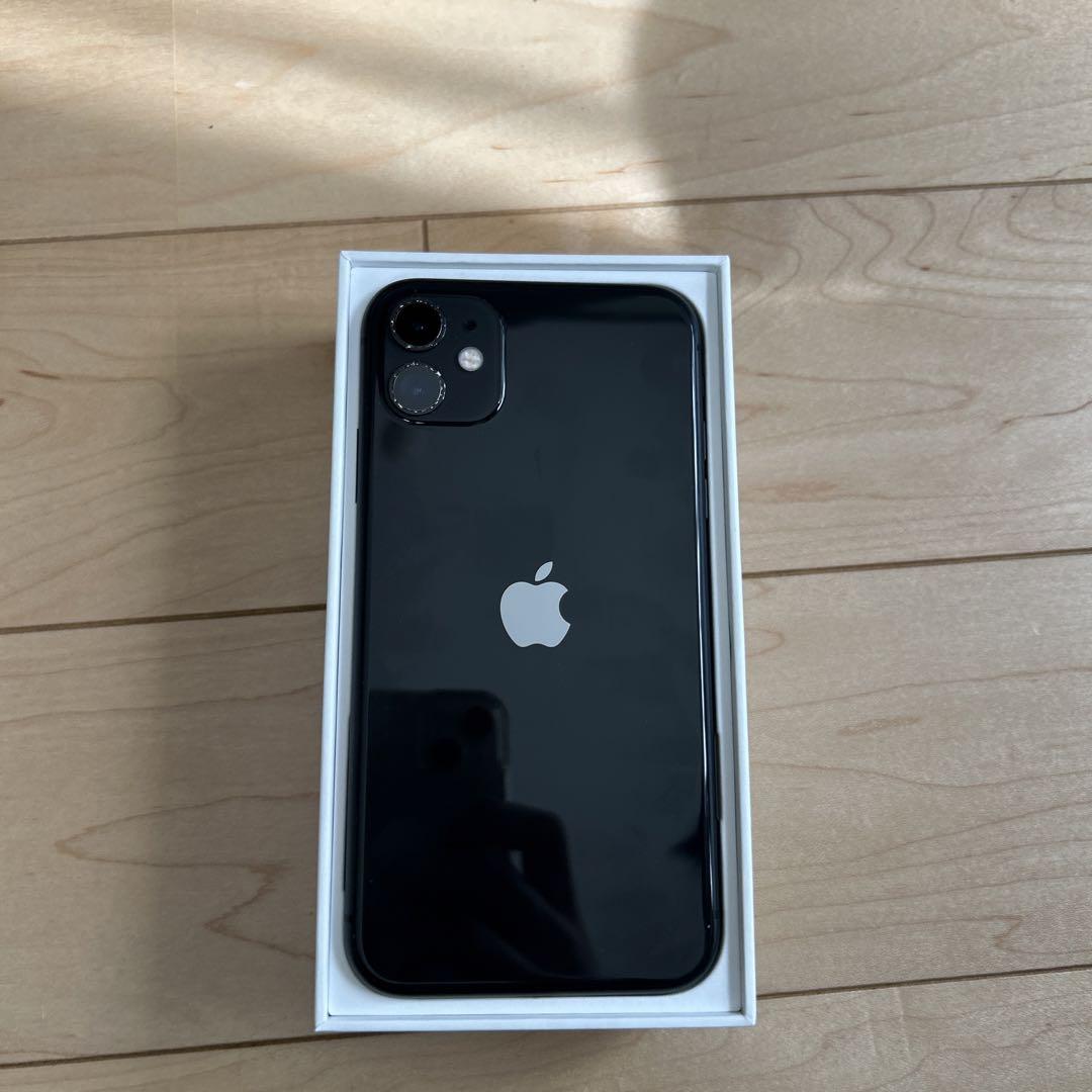 iPhone 11 ブラック 128 GB Softbank