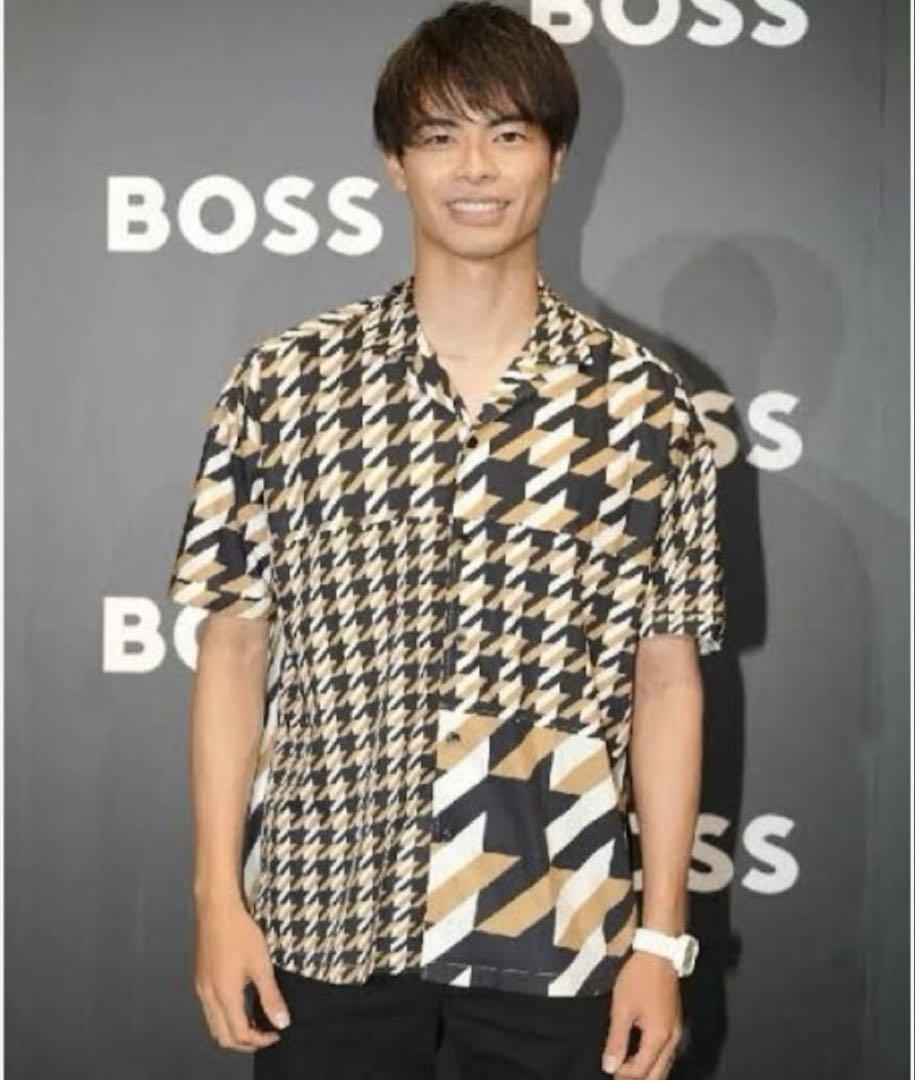 三笘薫着✨HUGO BOSS 総柄 イタリア製コットン 開襟シャツ M