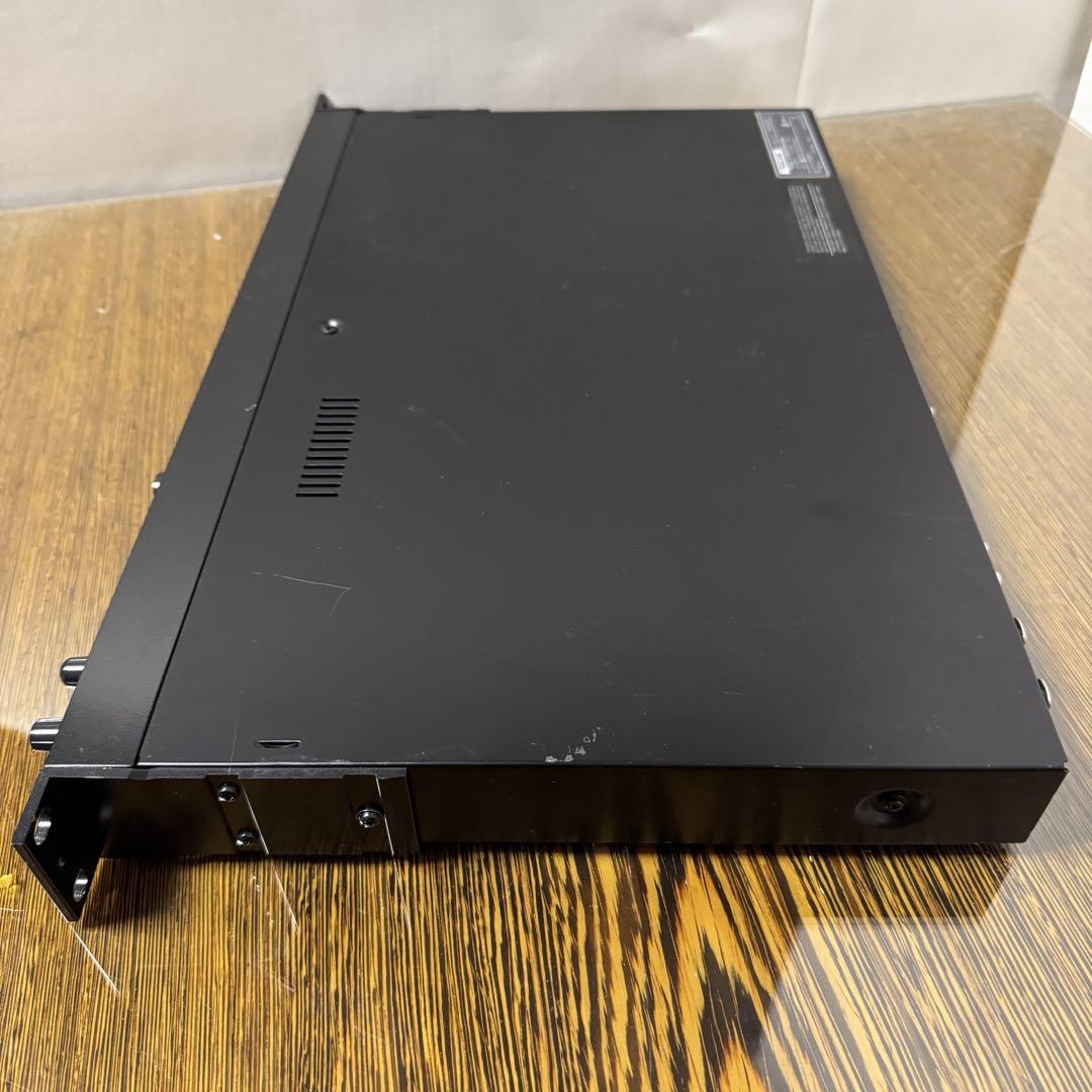 TASCAM ソリッドステートステレオレコーダー SS-R200