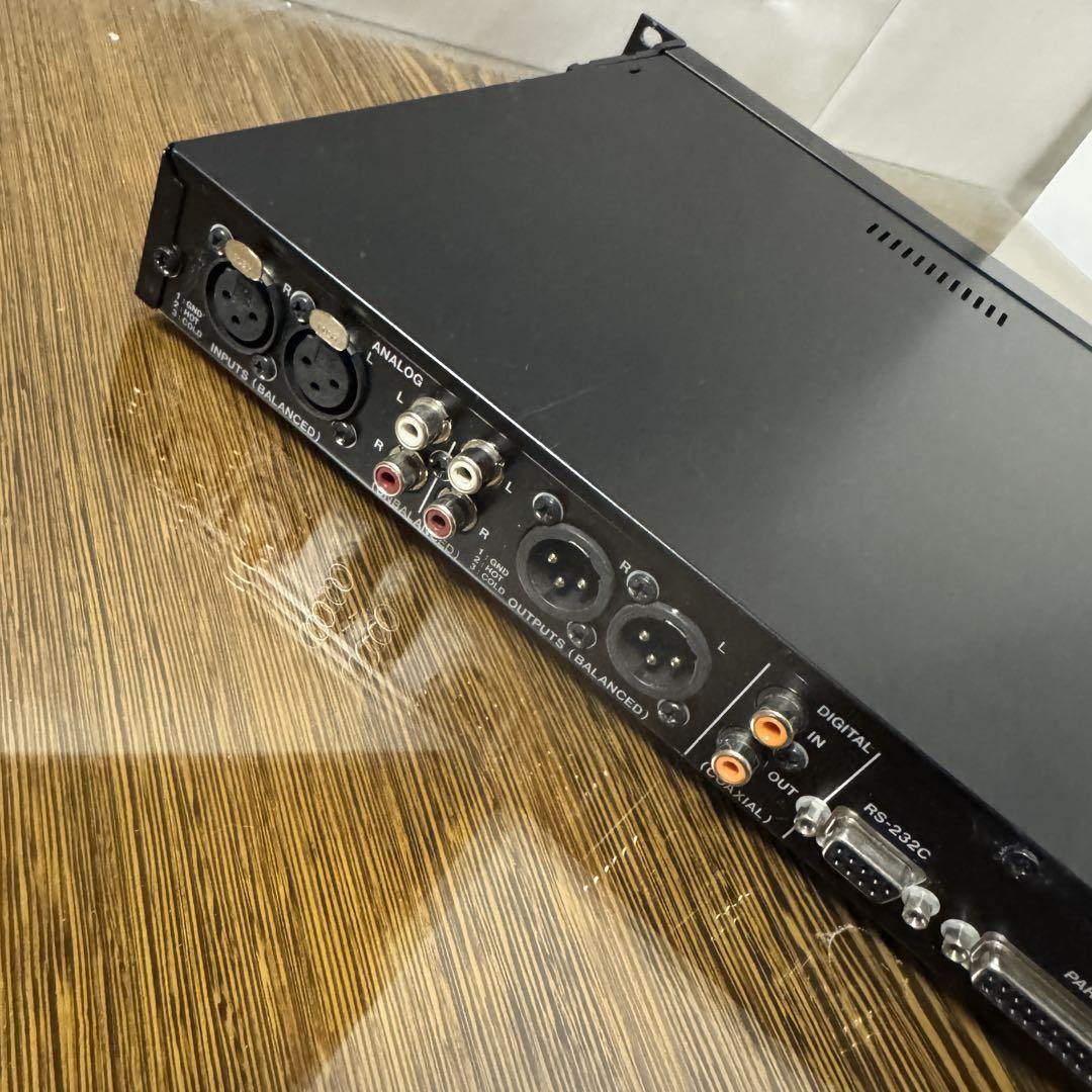 TASCAM ソリッドステートステレオレコーダー SS-R200