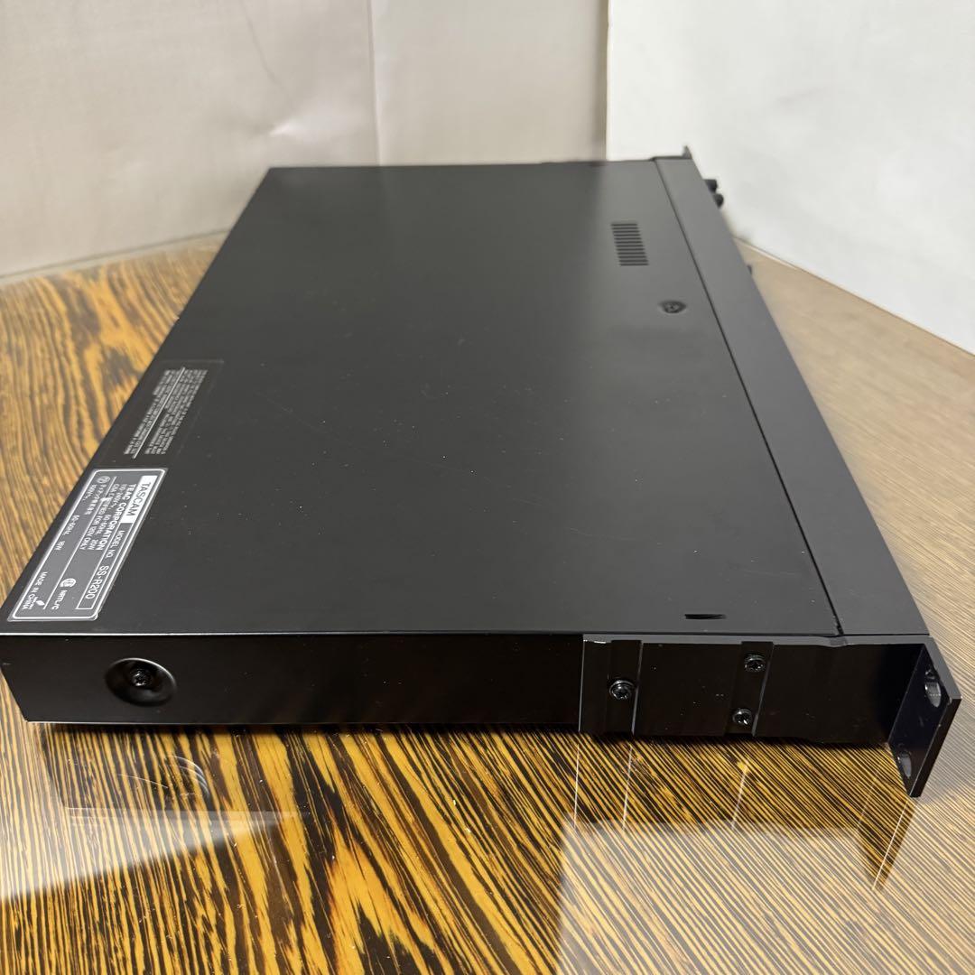 TASCAM ソリッドステートステレオレコーダー SS-R200