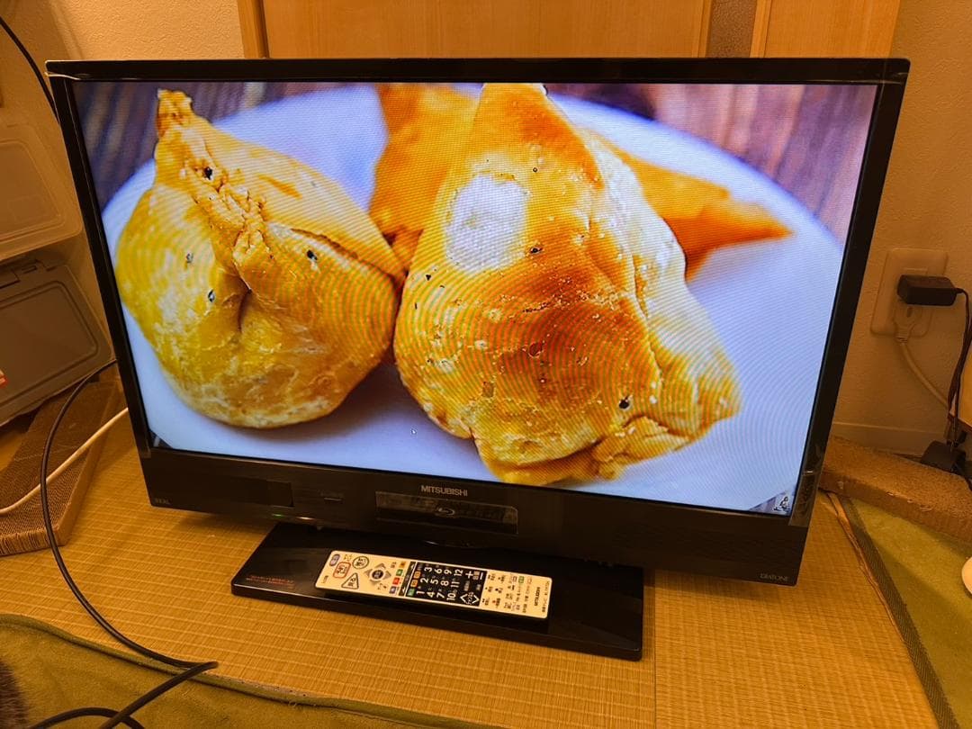 三菱 テレビ Blu-ray HDD内蔵 LCD-A32BHR6 32型超美品 三菱 テレビ Blu-ray HDD内蔵 LCD-A32BHR6 32型超美品