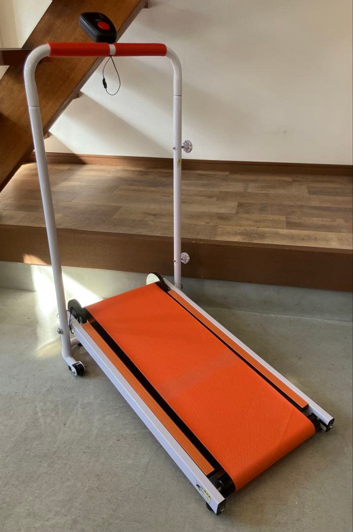 ランニングマシン 自走式ルームウォーカー TAN-215 折りたたみ式目立った傷や汚れなし