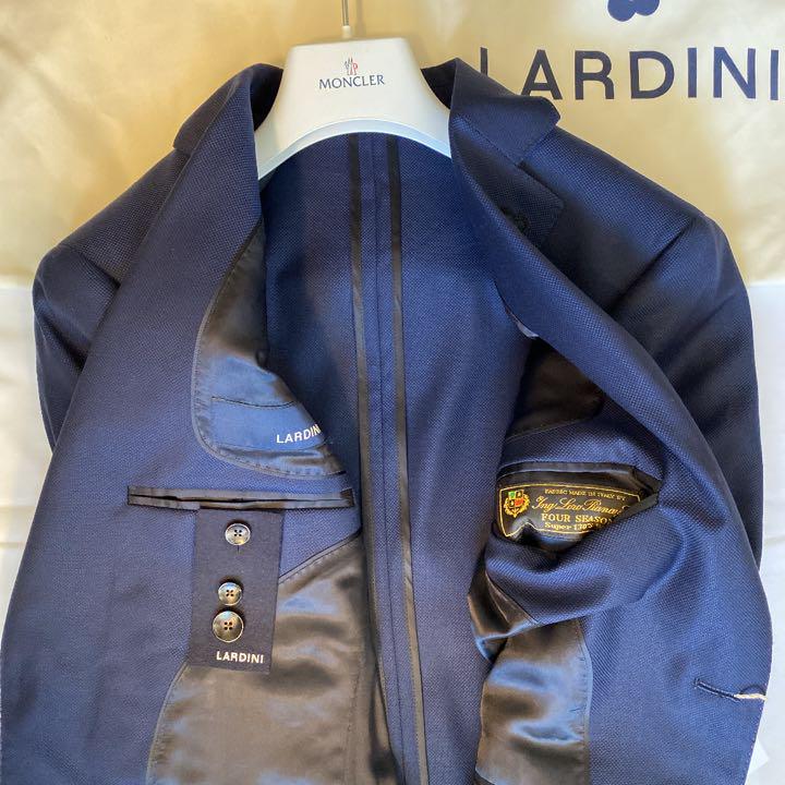 LARDINI ダブルネーム ネイビー サイズ46 ロロピアーナ130 テーラードジャケット - crossroadschur.ch LARDINI ダブルネーム ネイビー サイズ46 ロロピアーナ130 テーラードジャケット - crossroadschur.ch
