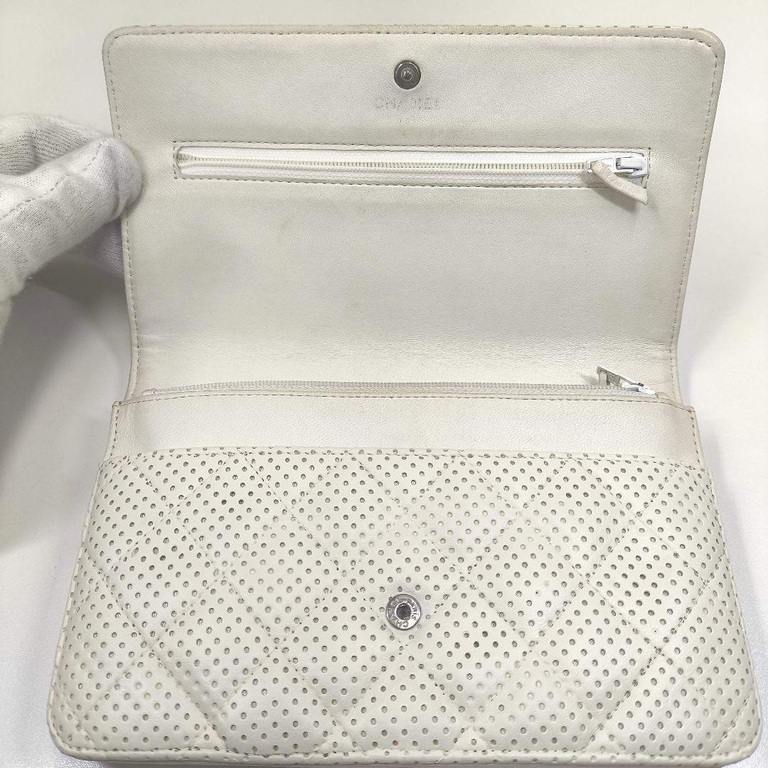 CHANEL シャネル ココマーク パンチング マトラッセ 長財布ラムスキン