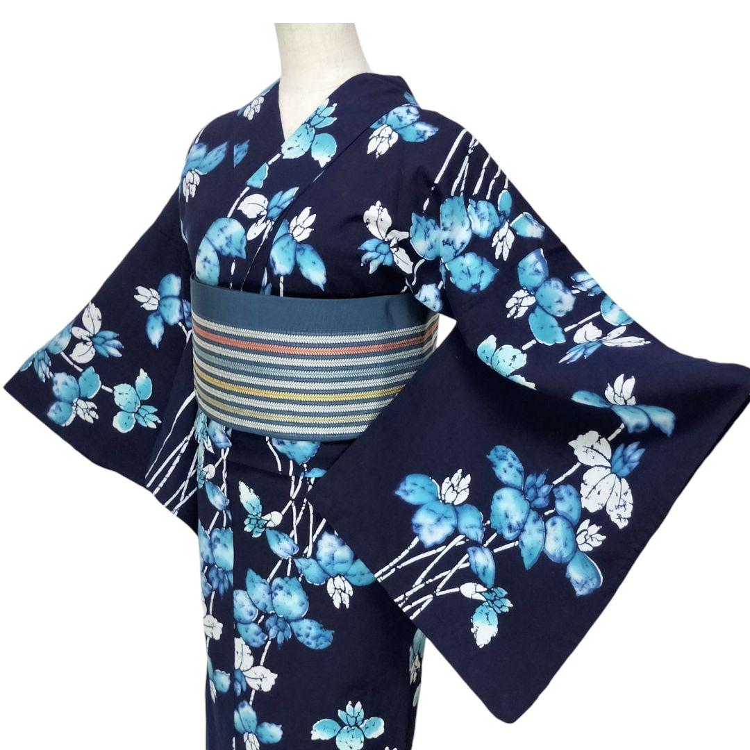 【浴衣】あやめ模様　菖蒲　水色　草花　藍染 注染　紺　ネイビー レトロ　古典 綿