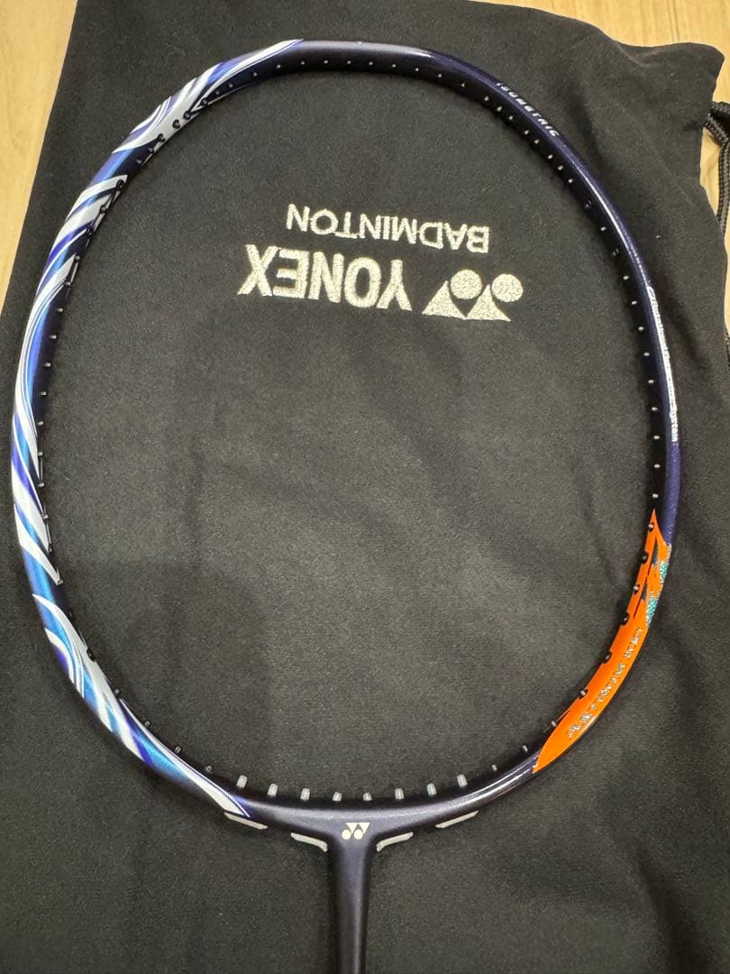YONEX ASTROX100ZZ ダークネイビー4UG5 1本 YONEX ASTROX100ZZ ダークネイビー4UG5 1本
