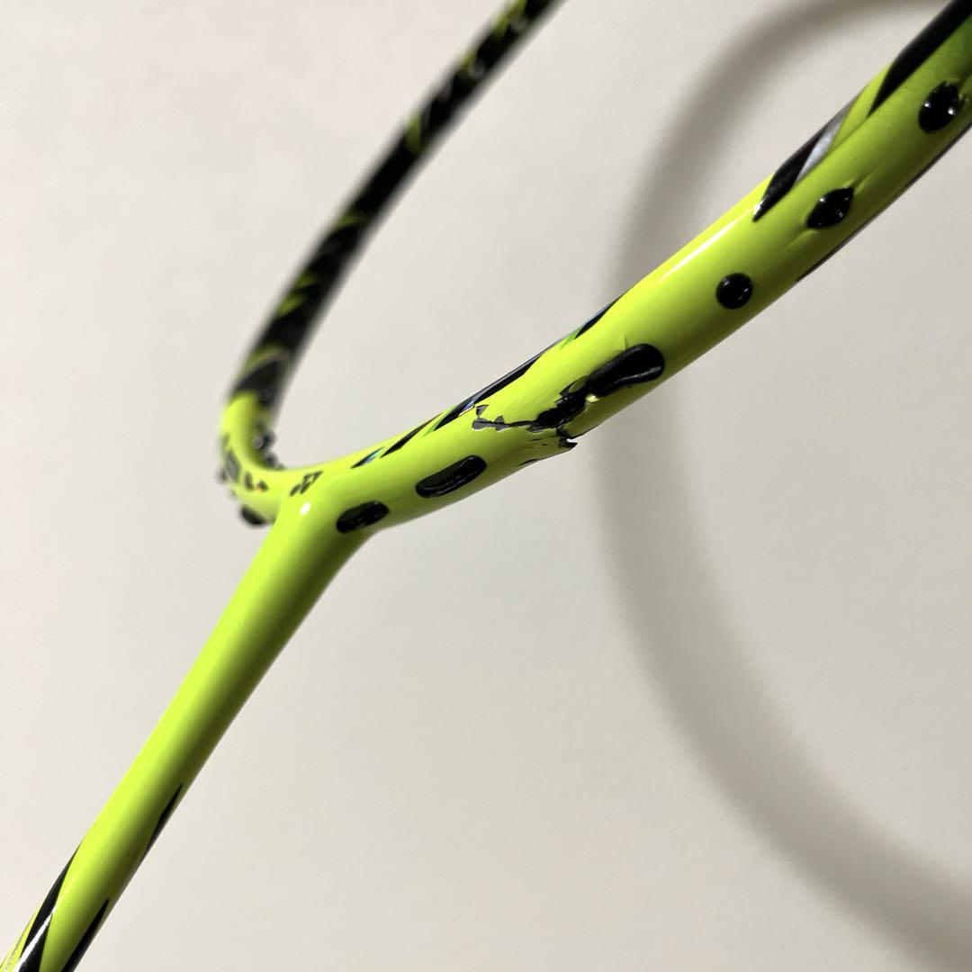 バドミントンラケット　ナノレイZスピード