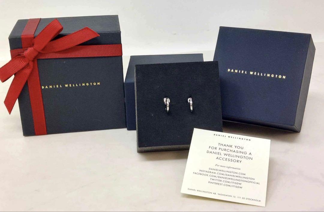 DANIEL WELLINGTON ピアス