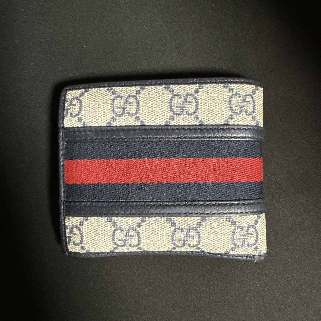 GUCCI GGパターン 二つ折り財布 ネイビー