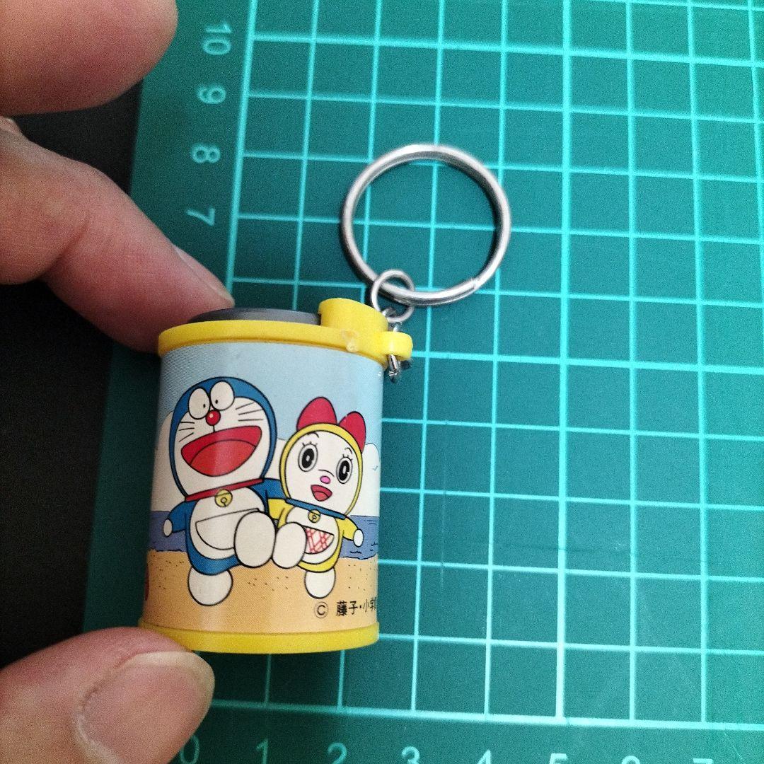 ドラえもん　レトロ　コインキーホルダー