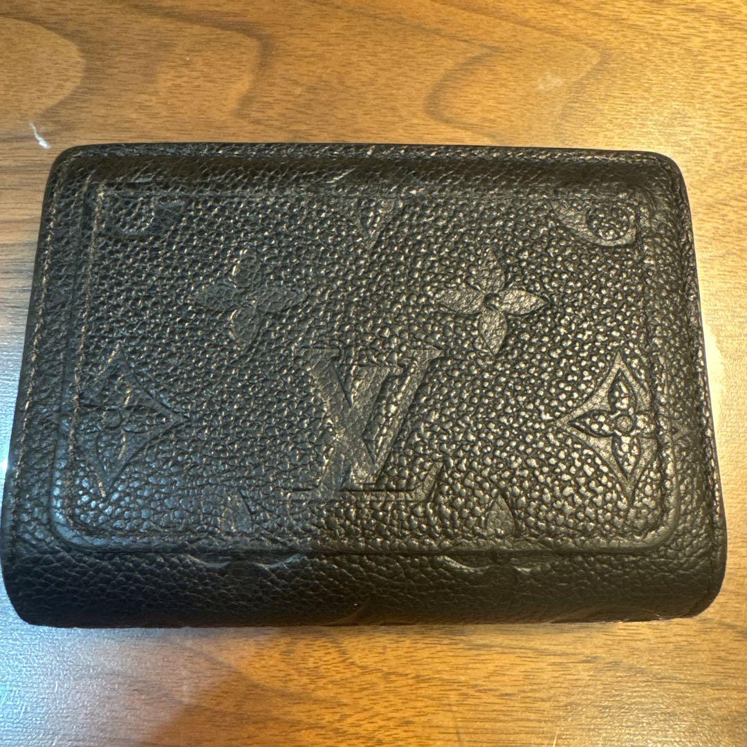 LOUIS VUITTON ポルトフォイユ・クレア