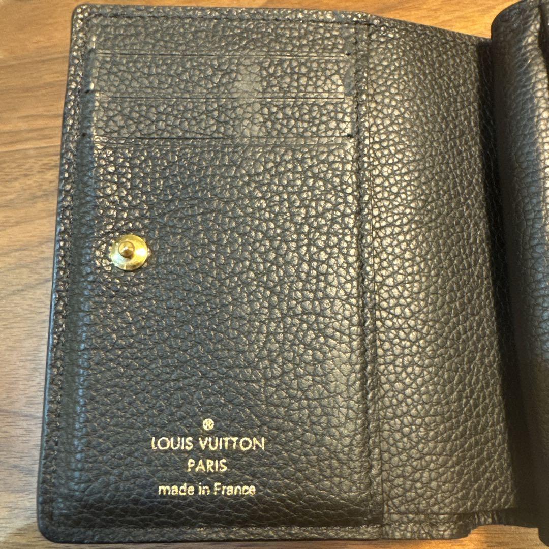 LOUIS VUITTON ポルトフォイユ・クレア