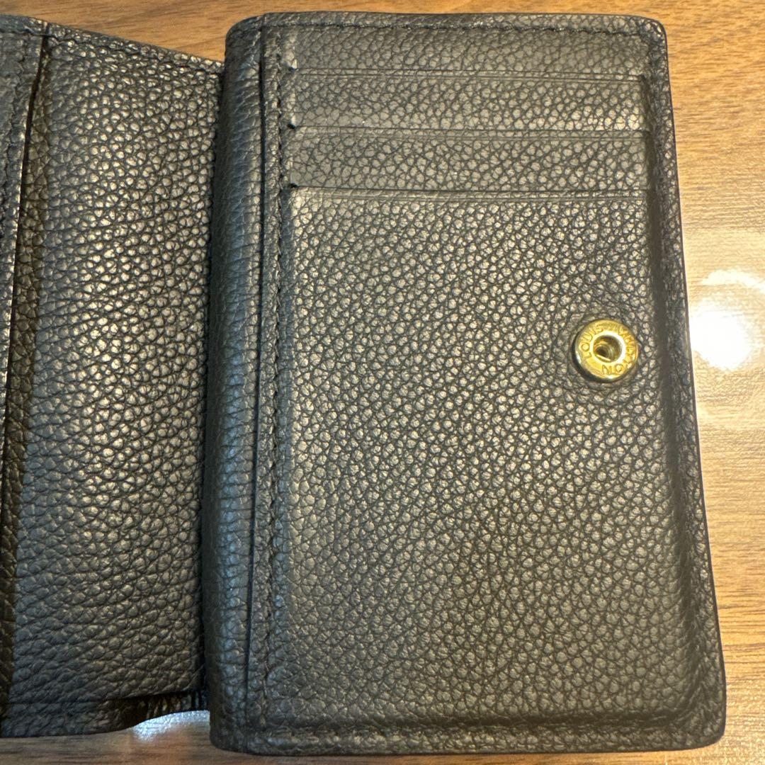 LOUIS VUITTON ポルトフォイユ・クレア