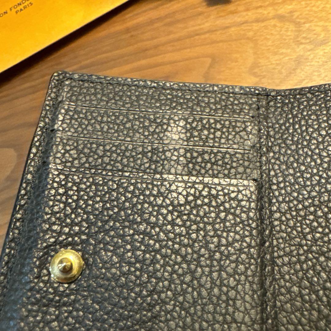 LOUIS VUITTON ポルトフォイユ・クレア
