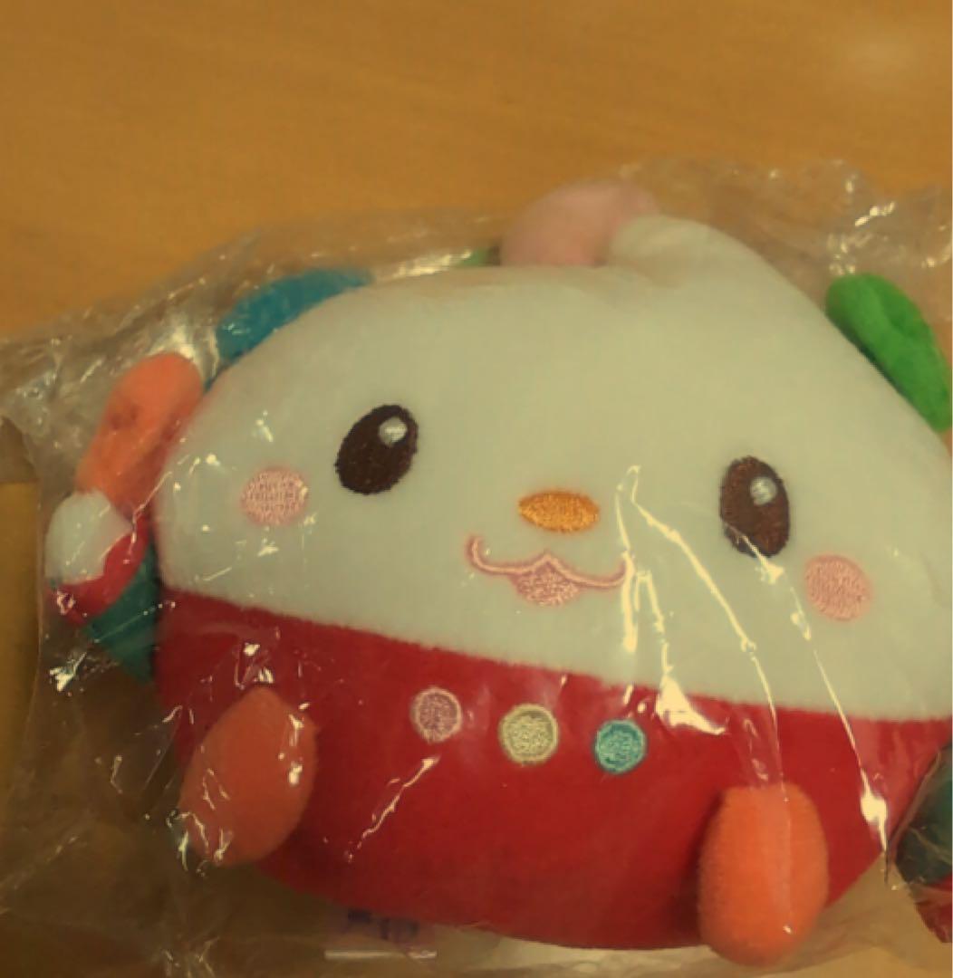 かわいいキャラクターぬいぐるみ