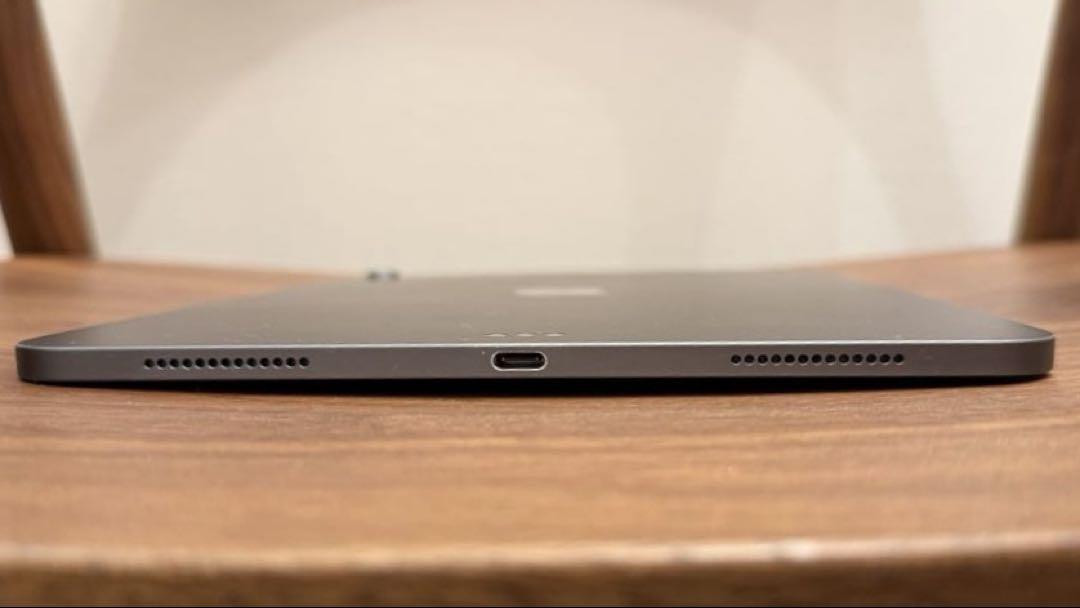 お歳暮 人気 オシャレ iPad Pro 256GB、純正カバーのセット 11インチ(第一世代) iPad本体