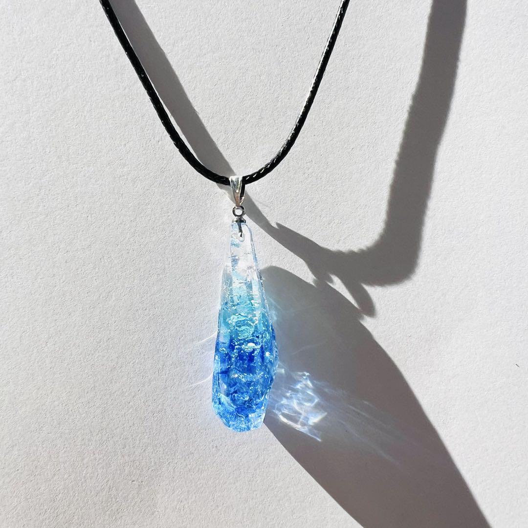 はくとん　　　　琉球ガラスの鉱石ネックレス　レジンネックレス　ハンドメイド 鉱石 琉球ガラス ペンダント ネックレス - メルカリ