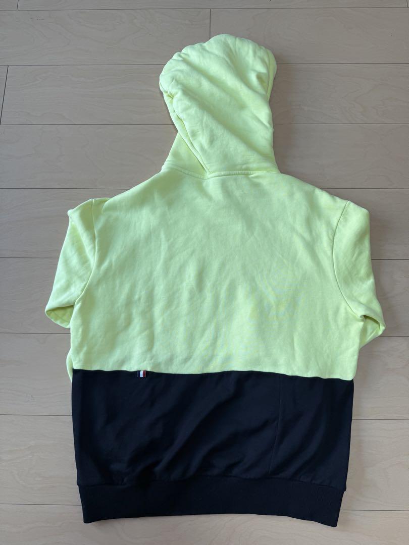 【美品】MONCLER モンクレー フーディ パーカー　M
