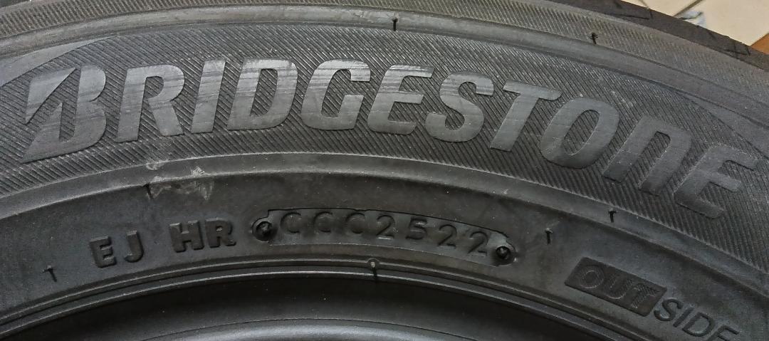 送料含2022年日本製未使用2本ブリヂストン レグノGR‐XⅡ175/70R14