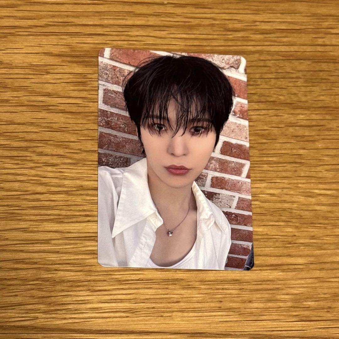 ATEEZ frommstore ユノ トレカ 出回りゼロᰔᩚ】ATEEZ ユノ frommstore特典トレカ