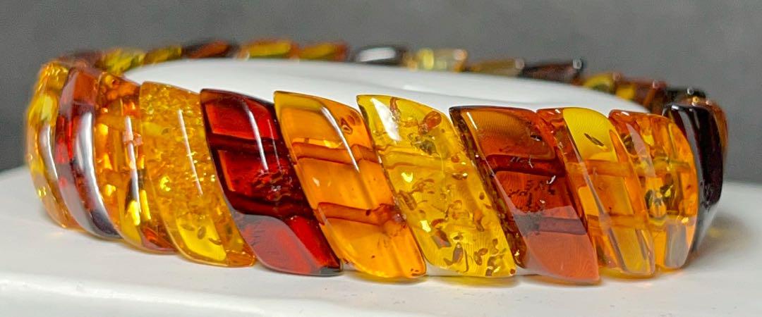 ✴️ 素敵　リーフ型　バングルタイプ　琥珀　琥珀ブレスレット　天然石　アンバー