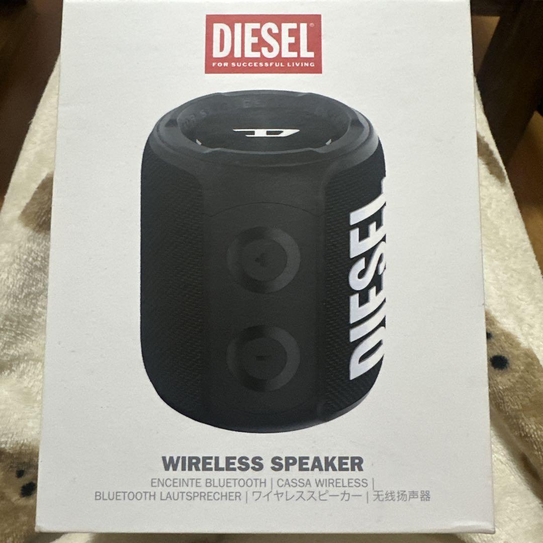 DIESEL ワイヤレススピーカー 12W 14時間再生 IPX7 Amazon.co.jp: DIESEL Bluetooth スピーカー ダブルサブ