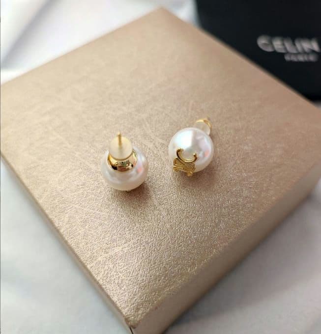 人気メーカー・ブランド セリーヌ celine トリンオフパールイヤリング