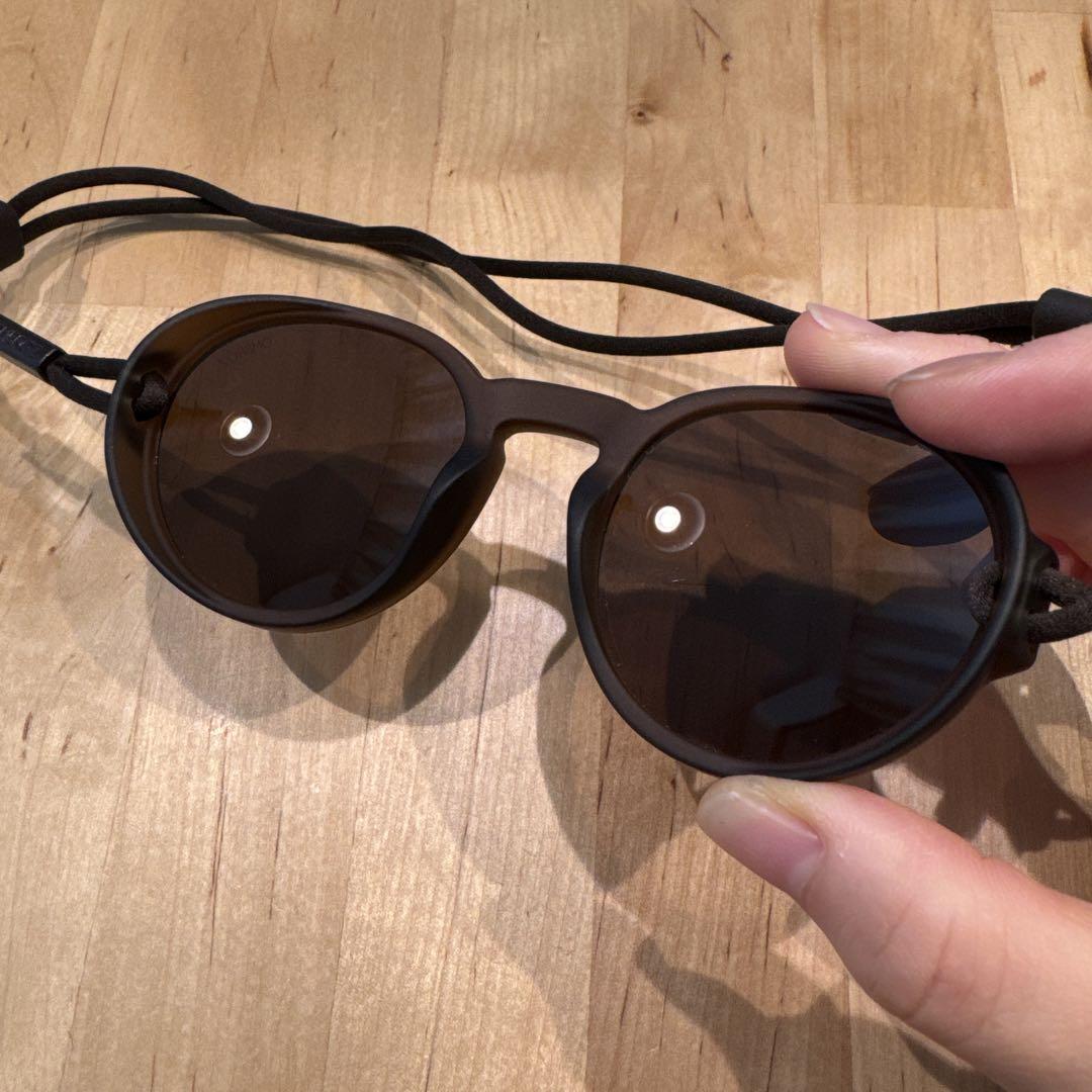 小物 OMBRAZ VIALE Armless Sunglasses