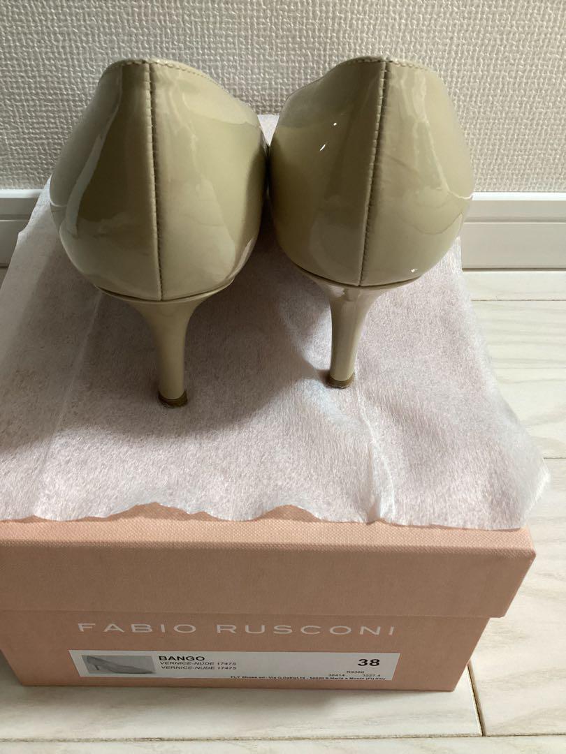 美品　ファビオルスコーニ　Vカット　パテントパンプス　裏貼り済み　38