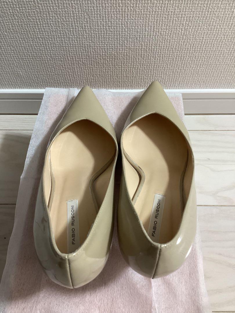 美品　ファビオルスコーニ　Vカット　パテントパンプス　裏貼り済み　38