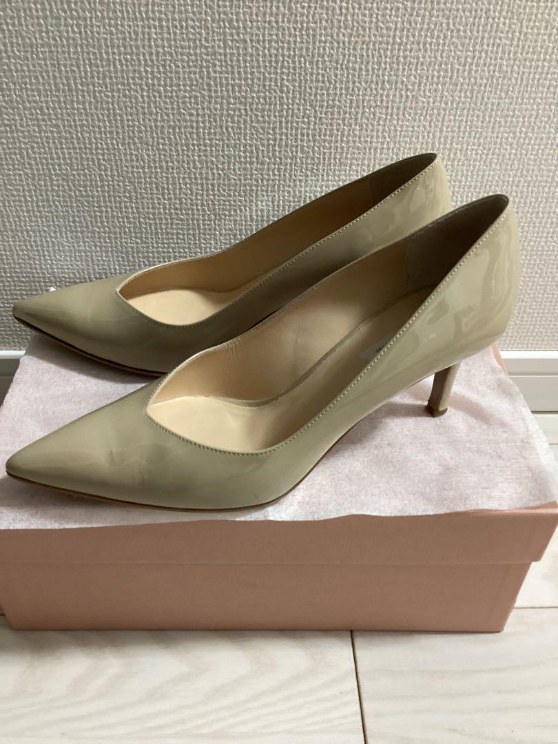 美品　ファビオルスコーニ　Vカット　パテントパンプス　裏貼り済み　38