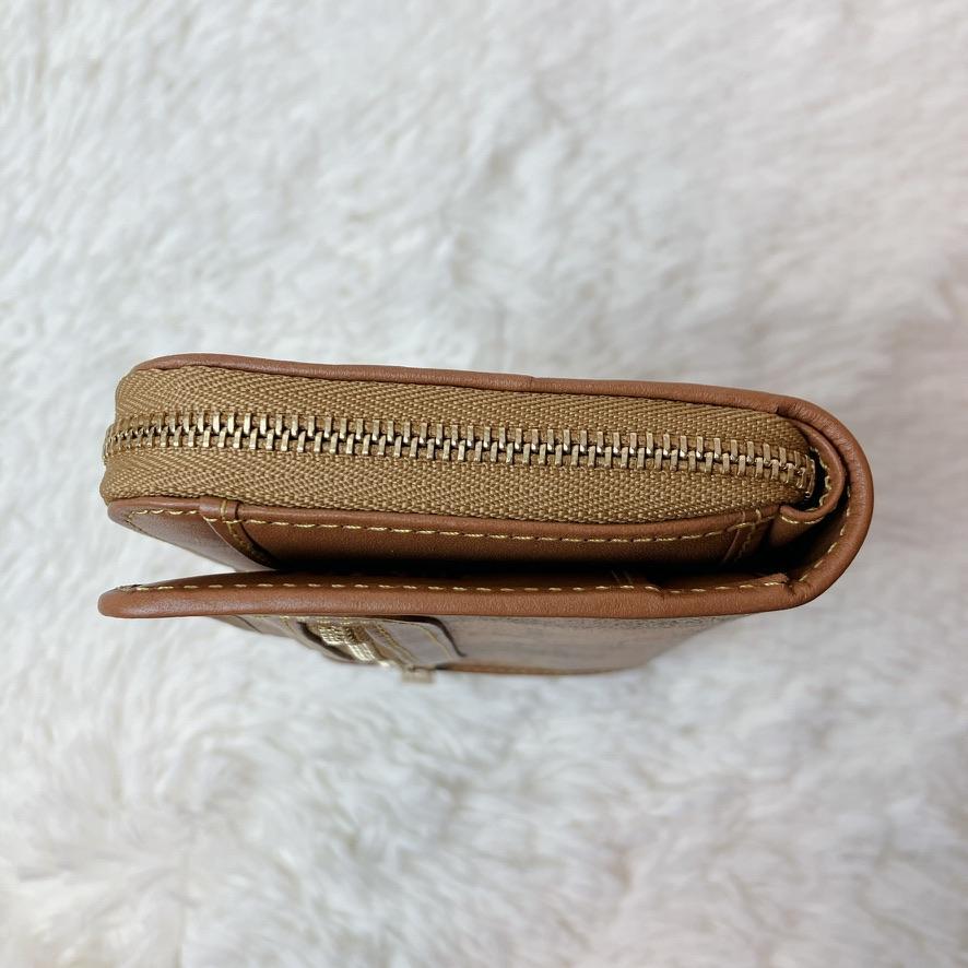 ✨極美品✨未使用級✨　プリマクラッセ　ラウンドジップ　長財布　地図柄